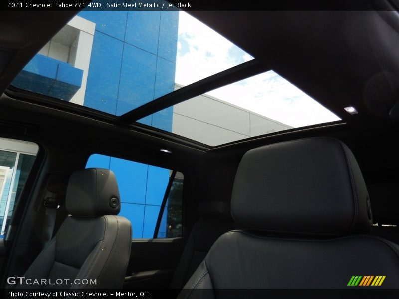 Sunroof of 2021 Tahoe Z71 4WD
