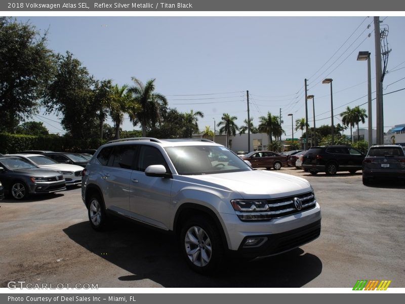 Reflex Silver Metallic / Titan Black 2018 Volkswagen Atlas SEL