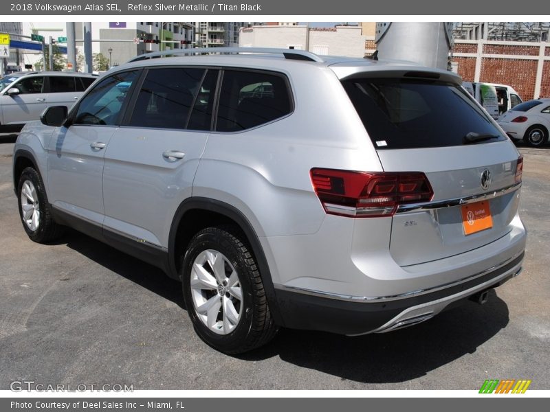 Reflex Silver Metallic / Titan Black 2018 Volkswagen Atlas SEL