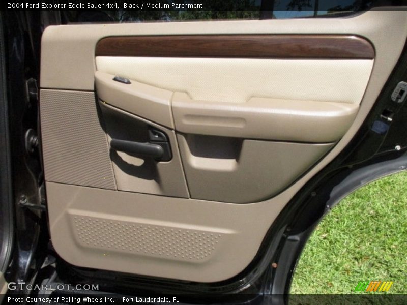 Black / Medium Parchment 2004 Ford Explorer Eddie Bauer 4x4