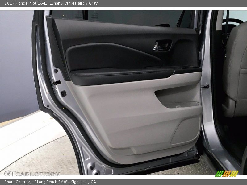 Lunar Silver Metallic / Gray 2017 Honda Pilot EX-L
