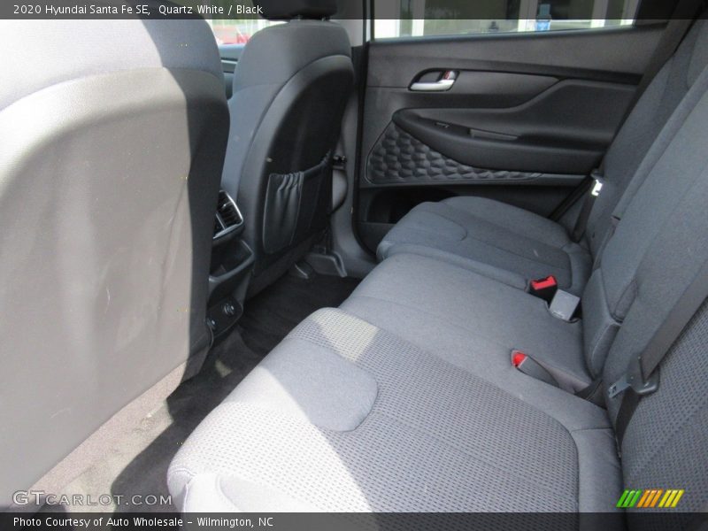 Quartz White / Black 2020 Hyundai Santa Fe SE