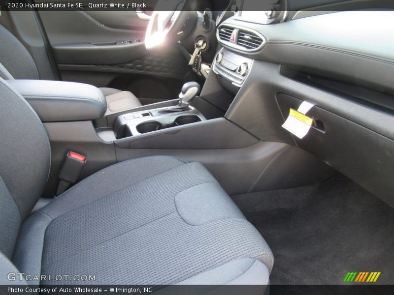 Quartz White / Black 2020 Hyundai Santa Fe SE