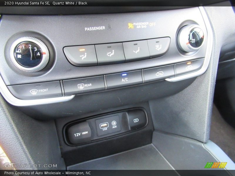 Quartz White / Black 2020 Hyundai Santa Fe SE