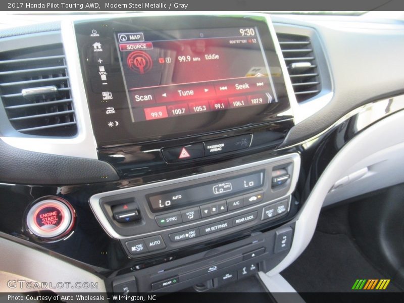 Modern Steel Metallic / Gray 2017 Honda Pilot Touring AWD