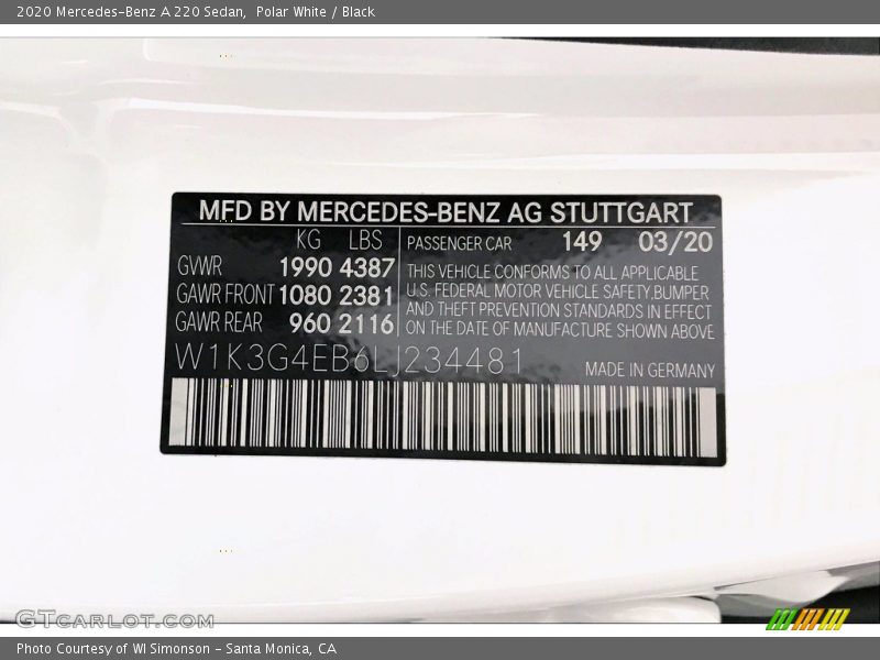 Polar White / Black 2020 Mercedes-Benz A 220 Sedan