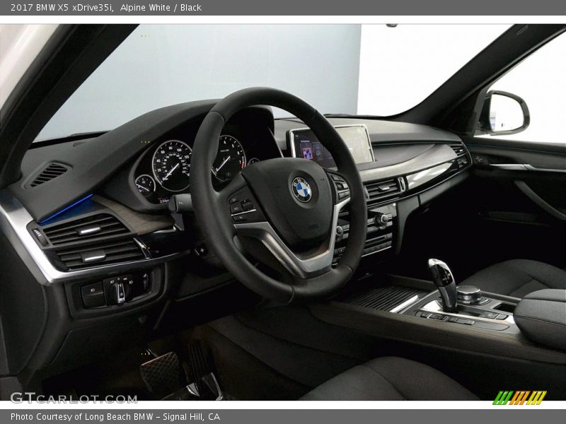 Alpine White / Black 2017 BMW X5 xDrive35i