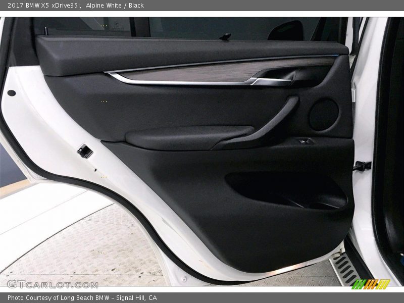 Alpine White / Black 2017 BMW X5 xDrive35i