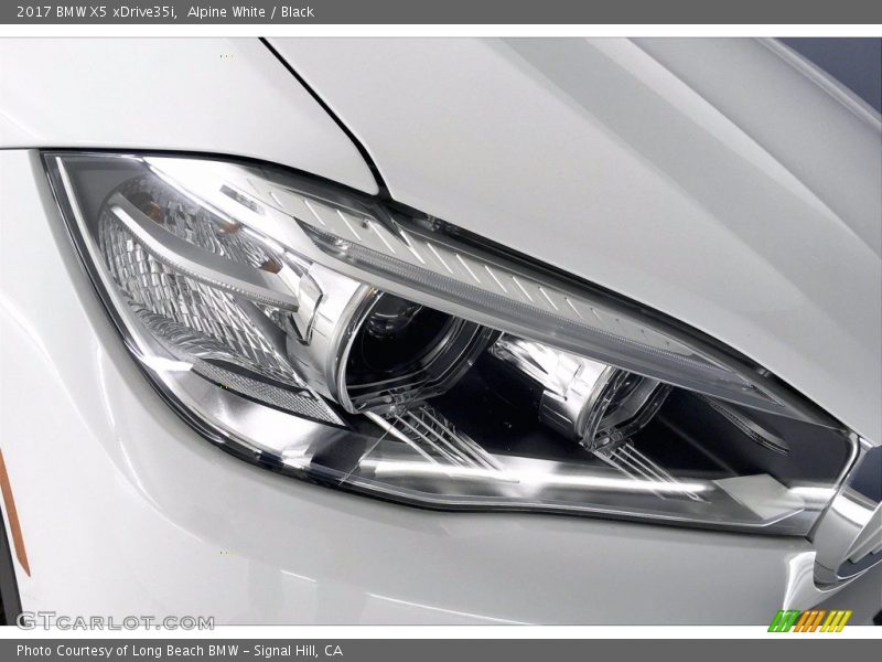 Alpine White / Black 2017 BMW X5 xDrive35i