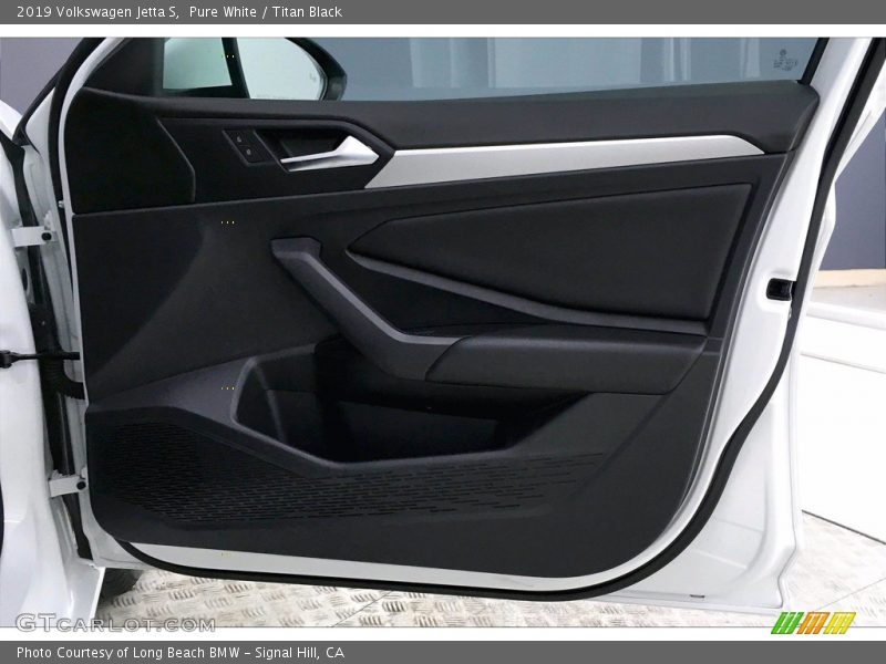 Pure White / Titan Black 2019 Volkswagen Jetta S