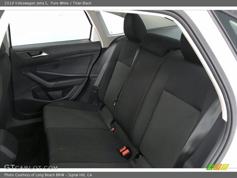 Pure White / Titan Black 2019 Volkswagen Jetta S