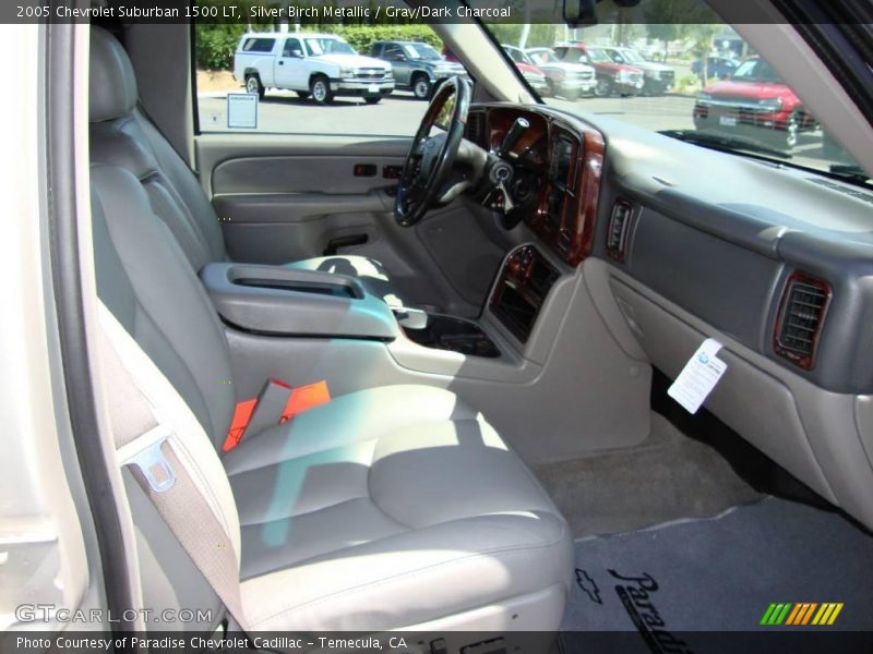 Silver Birch Metallic / Gray/Dark Charcoal 2005 Chevrolet Suburban 1500 LT