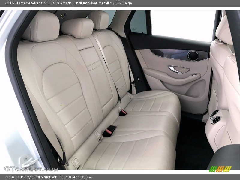 Iridium Silver Metallic / Silk Beige 2016 Mercedes-Benz GLC 300 4Matic