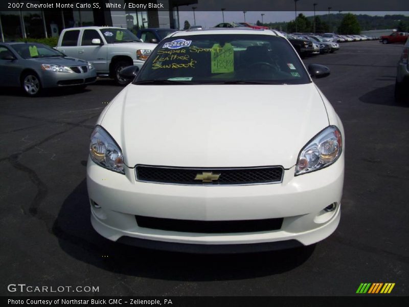 White / Ebony Black 2007 Chevrolet Monte Carlo SS