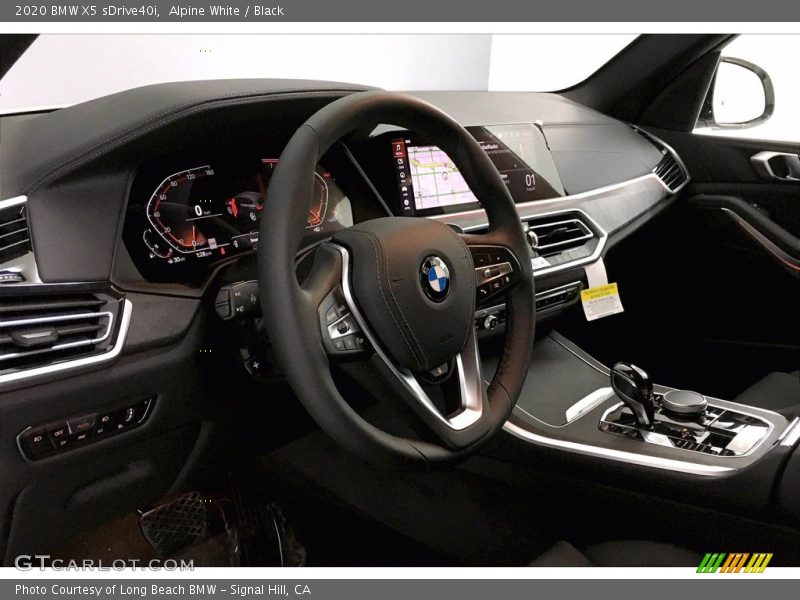 Alpine White / Black 2020 BMW X5 sDrive40i