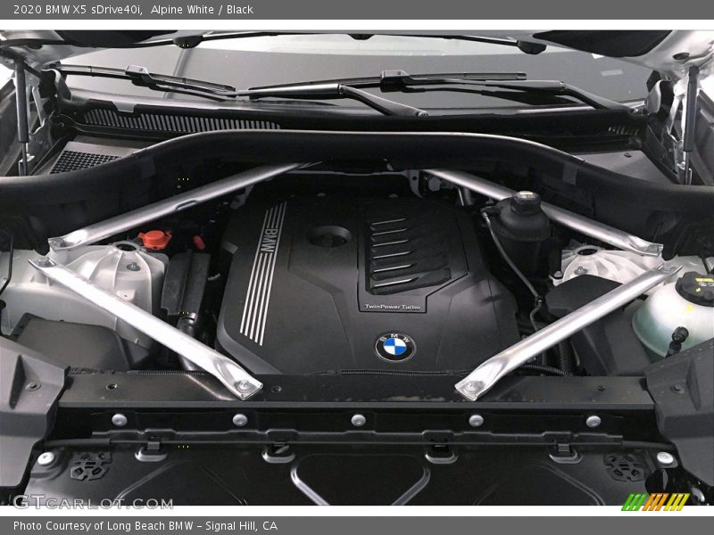 Alpine White / Black 2020 BMW X5 sDrive40i