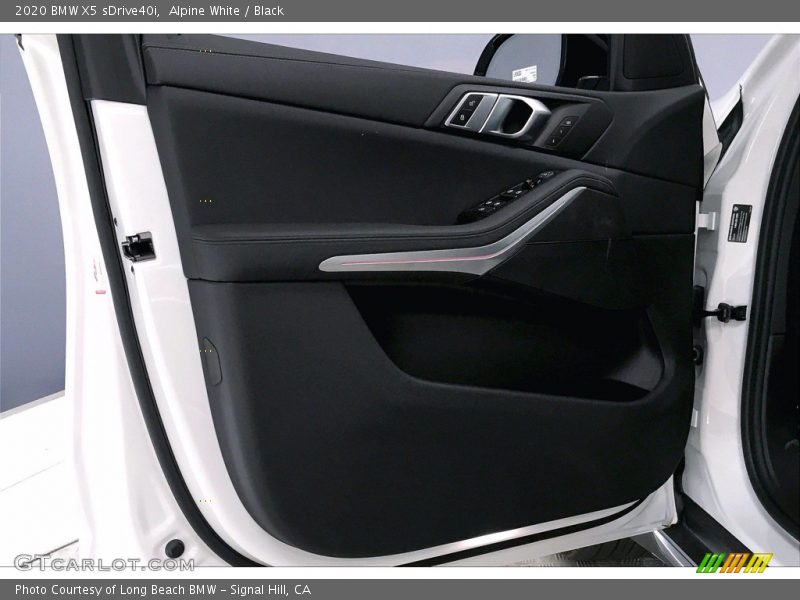 Alpine White / Black 2020 BMW X5 sDrive40i