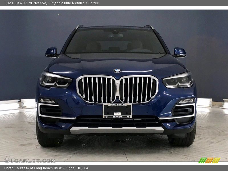 Phytonic Blue Metallic / Coffee 2021 BMW X5 xDrive45e