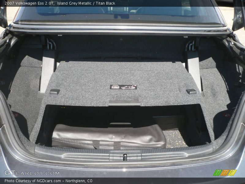Island Grey Metallic / Titan Black 2007 Volkswagen Eos 2.0T