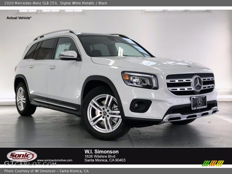 Digital White Metallic / Black 2020 Mercedes-Benz GLB 250