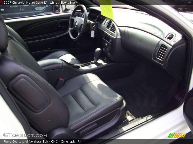White / Ebony Black 2007 Chevrolet Monte Carlo SS