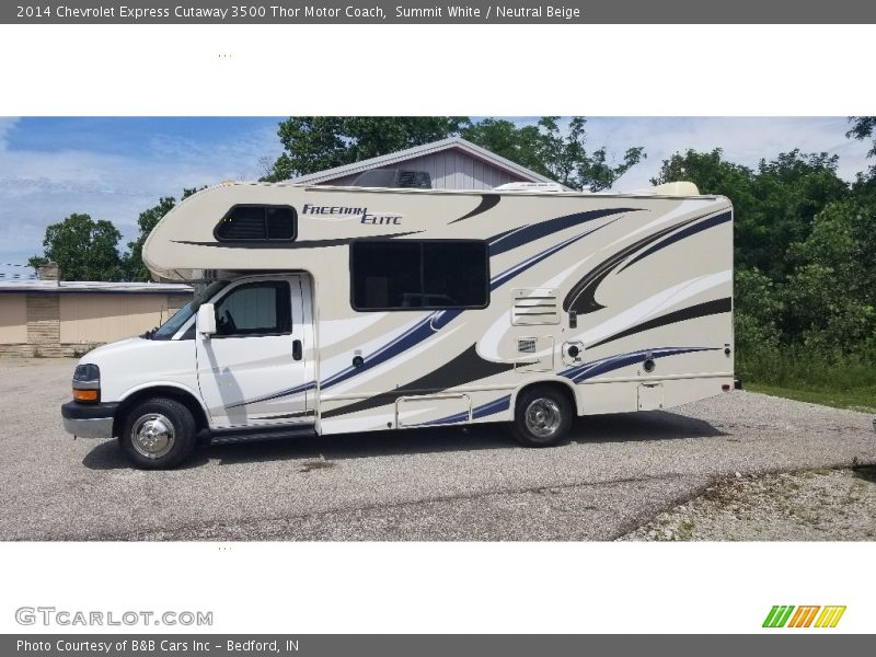  2014 Express Cutaway 3500 Thor Motor Coach Summit White