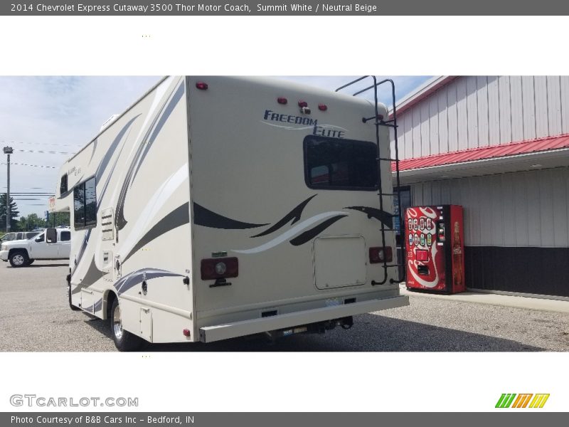 Summit White / Neutral Beige 2014 Chevrolet Express Cutaway 3500 Thor Motor Coach