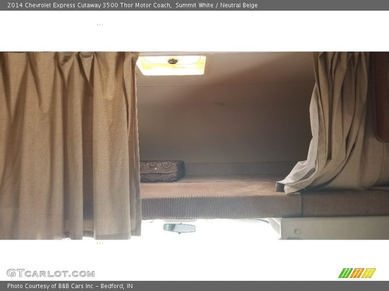Summit White / Neutral Beige 2014 Chevrolet Express Cutaway 3500 Thor Motor Coach