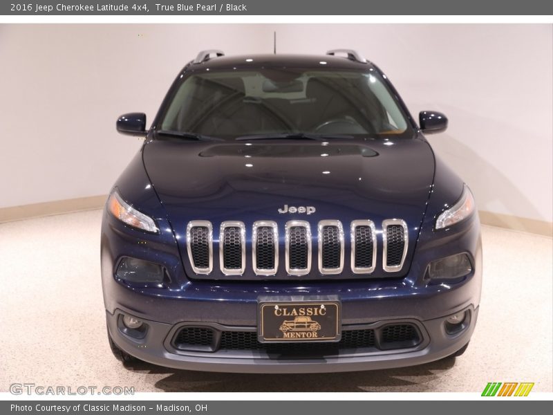 True Blue Pearl / Black 2016 Jeep Cherokee Latitude 4x4