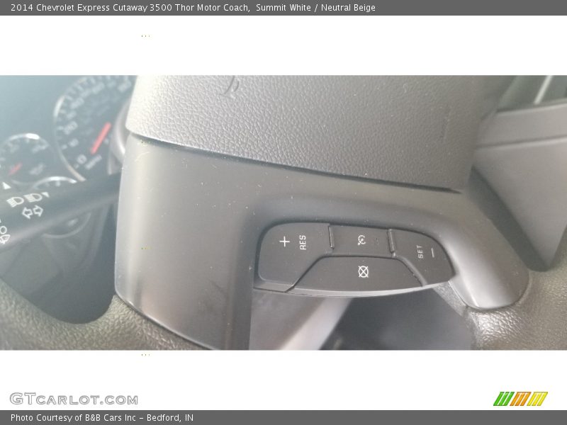 Summit White / Neutral Beige 2014 Chevrolet Express Cutaway 3500 Thor Motor Coach