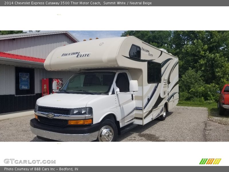 Summit White / Neutral Beige 2014 Chevrolet Express Cutaway 3500 Thor Motor Coach