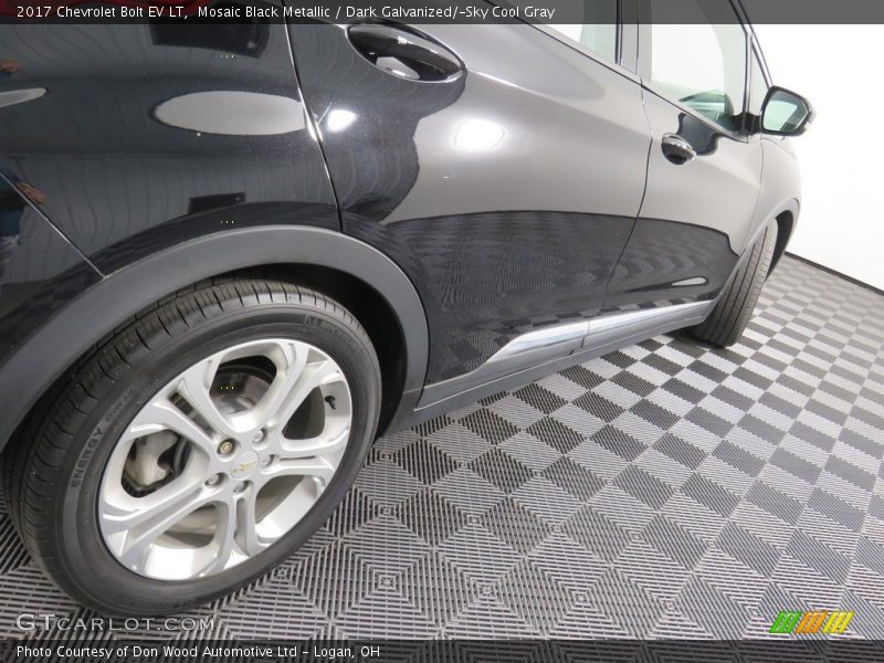 Mosaic Black Metallic / Dark Galvanized/­Sky Cool Gray 2017 Chevrolet Bolt EV LT
