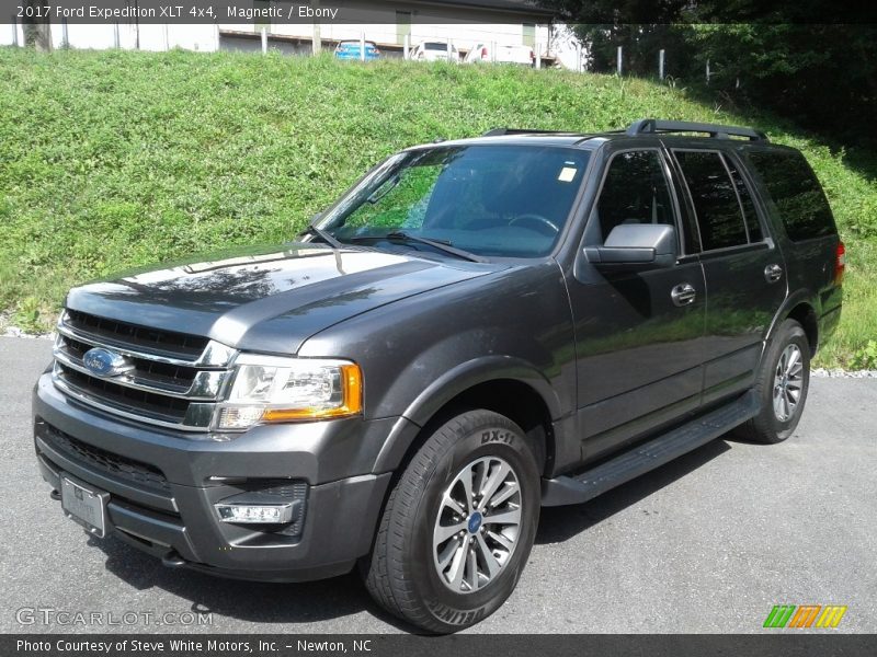 Magnetic / Ebony 2017 Ford Expedition XLT 4x4