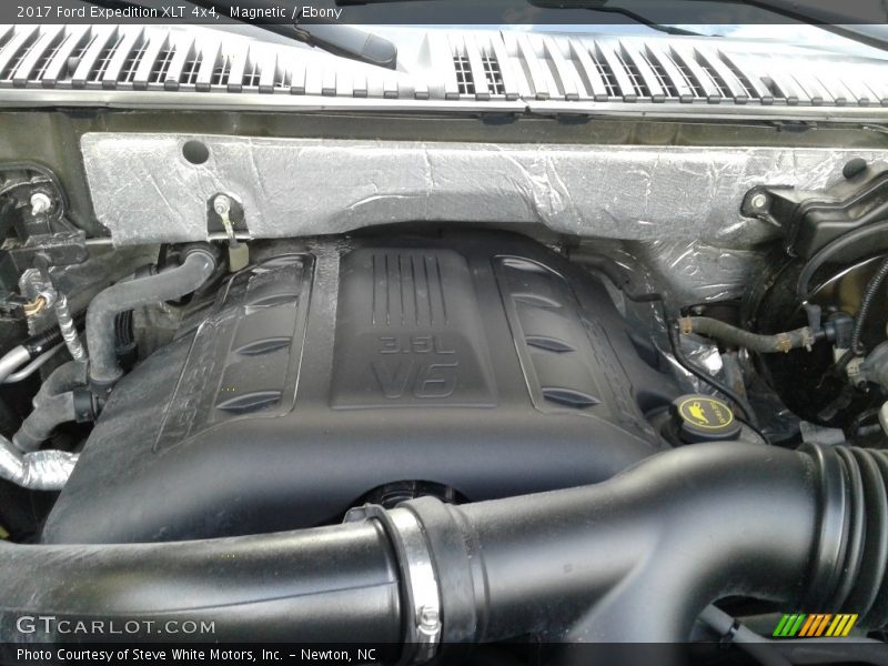 Magnetic / Ebony 2017 Ford Expedition XLT 4x4
