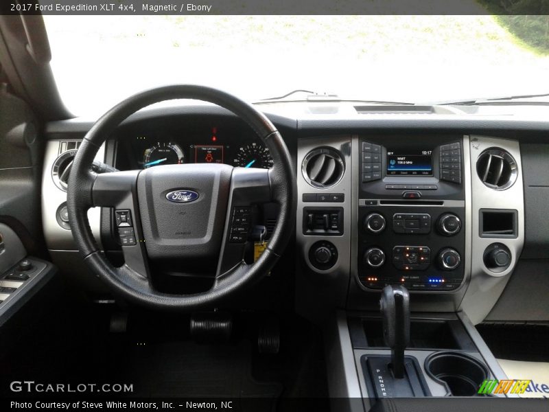 Magnetic / Ebony 2017 Ford Expedition XLT 4x4