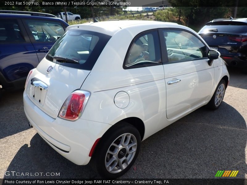 Bianco (White) / Tessuto Grigio/Nero (Grey/Black) 2012 Fiat 500 Pop