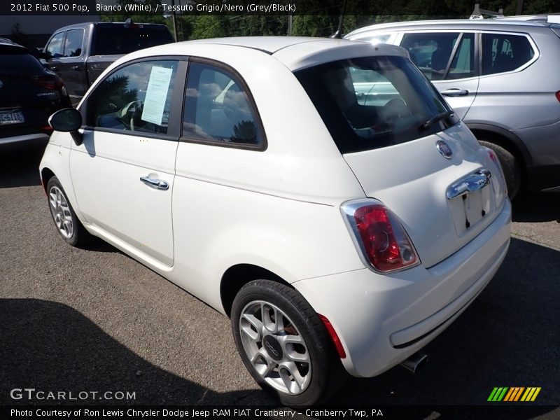Bianco (White) / Tessuto Grigio/Nero (Grey/Black) 2012 Fiat 500 Pop