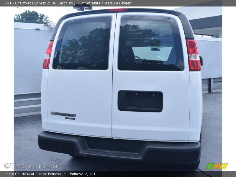 Summit White / Medium Pewter 2016 Chevrolet Express 2500 Cargo WT