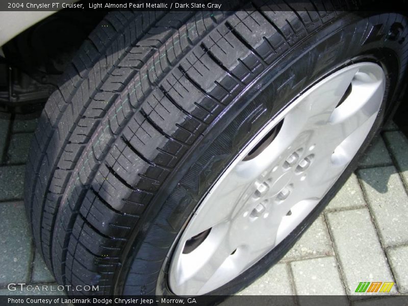 Light Almond Pearl Metallic / Dark Slate Gray 2004 Chrysler PT Cruiser