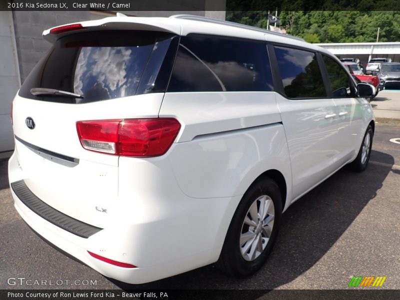 Clear White / Camel 2016 Kia Sedona LX