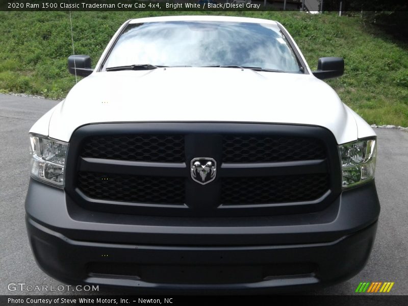 Bright White / Black/Diesel Gray 2020 Ram 1500 Classic Tradesman Crew Cab 4x4