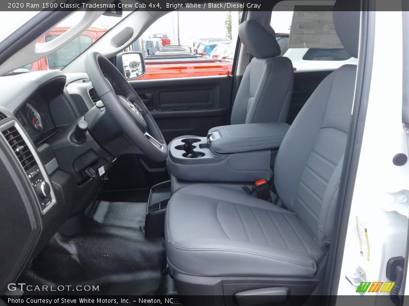 Bright White / Black/Diesel Gray 2020 Ram 1500 Classic Tradesman Crew Cab 4x4