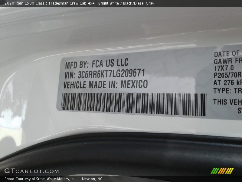 Bright White / Black/Diesel Gray 2020 Ram 1500 Classic Tradesman Crew Cab 4x4