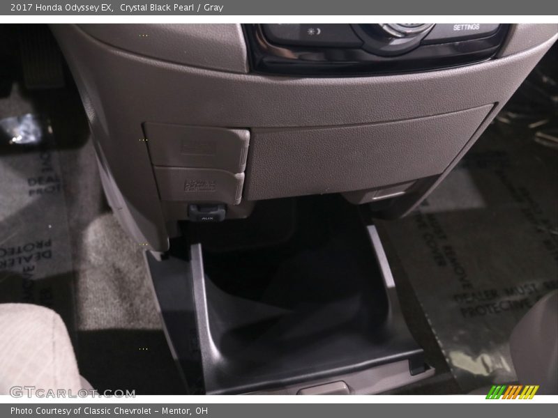 Crystal Black Pearl / Gray 2017 Honda Odyssey EX