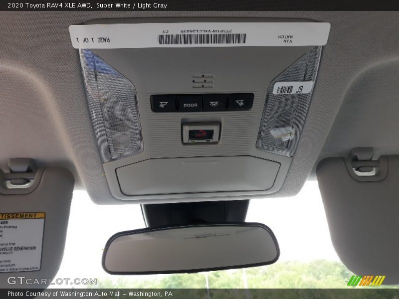 Super White / Light Gray 2020 Toyota RAV4 XLE AWD