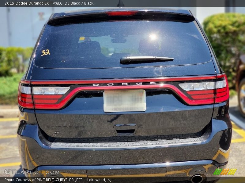 DB Black / Black 2019 Dodge Durango SXT AWD