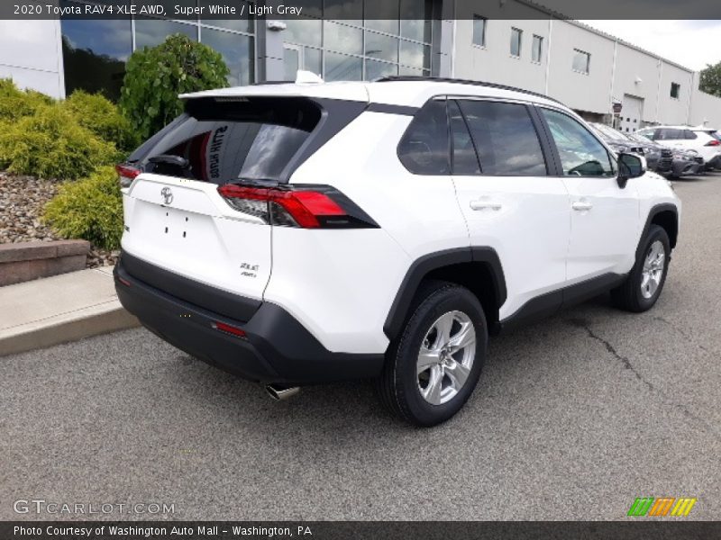 Super White / Light Gray 2020 Toyota RAV4 XLE AWD