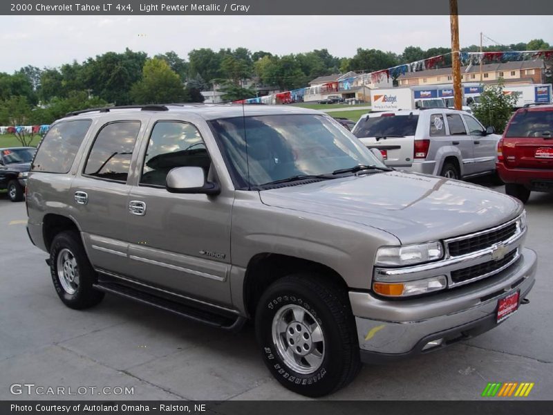 Light Pewter Metallic / Gray 2000 Chevrolet Tahoe LT 4x4