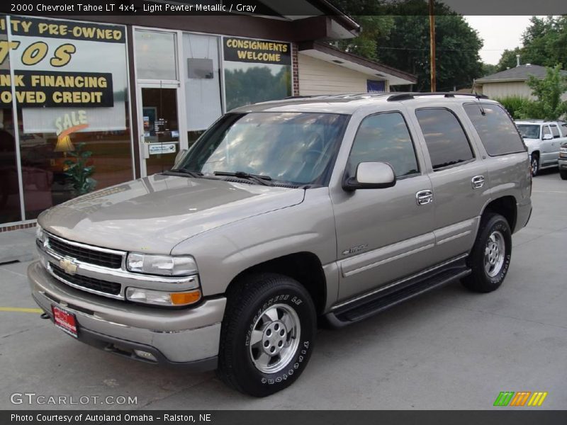 Light Pewter Metallic / Gray 2000 Chevrolet Tahoe LT 4x4