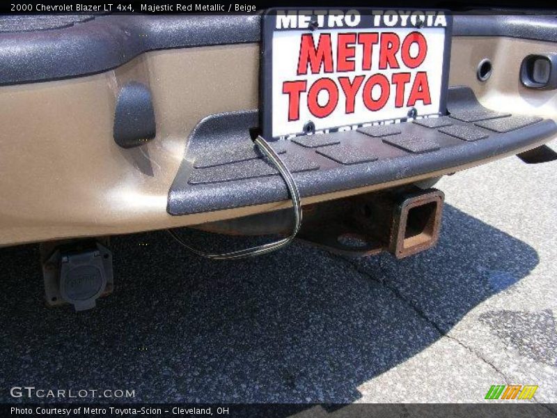 Majestic Red Metallic / Beige 2000 Chevrolet Blazer LT 4x4